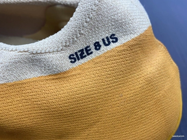 GW5353 Adidas Yeezy Sulfur Knit RNR 1122